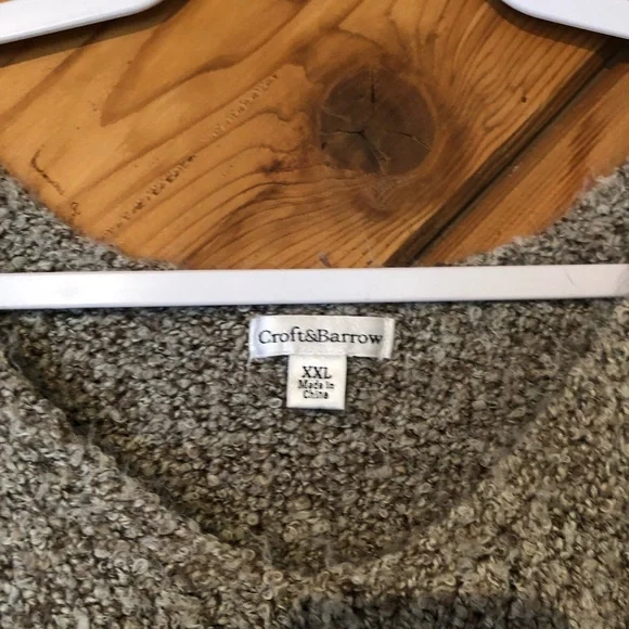 Croft and Barrow Sweater - Picture 4 of 4